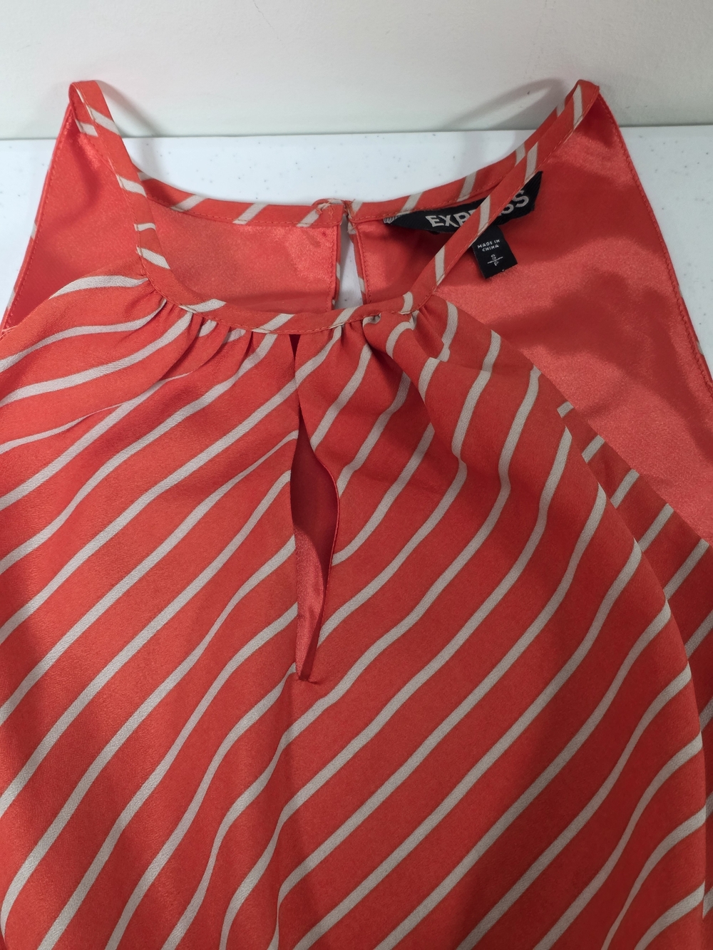 Express Coral Stripe Halter Fit & Flare Dress Tie Waist Keyhole Neckline | Sz S - Picture 6 of 12